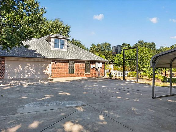 3rd image of 15301 SE 73rd St