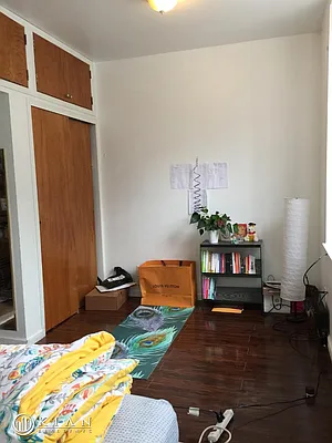 Rented by Kian Realty | media 8