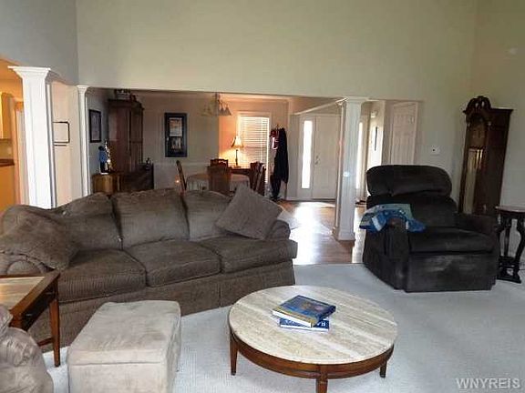 4th image of 184 Whitney Pl