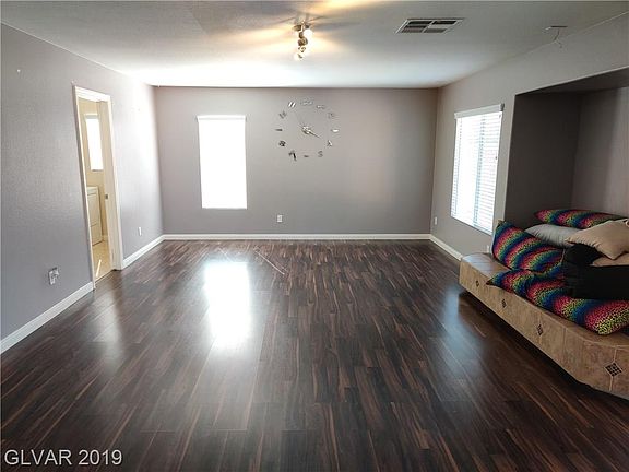 2nd image of 6668 Starshell Bay Ave