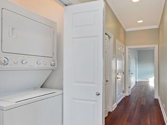 4th image of 1345 N Ashland Ave APT 3S