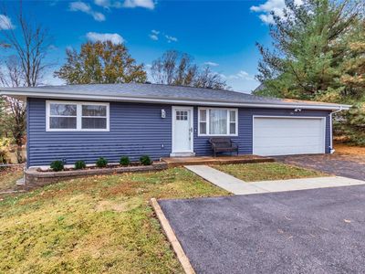 331 Summit Rd, Fenton, MO, 63026