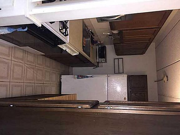 5th image of 143-306 Hoffman Ave