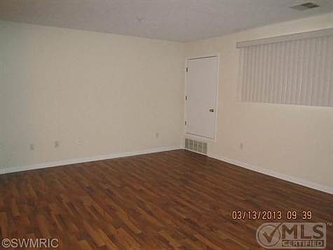 2nd image of 5891 Crosswinds Dr Unit 11