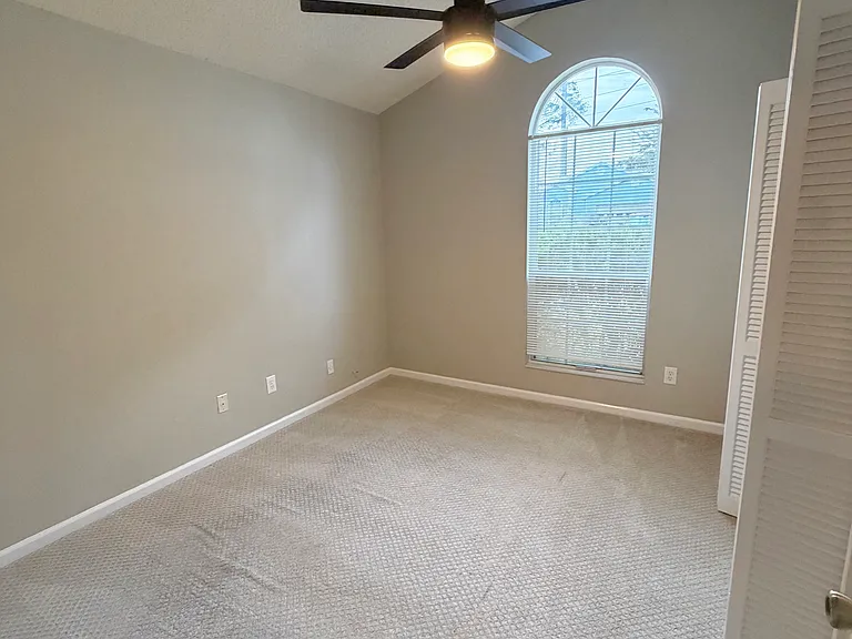 14174 Hampton Falls Dr N — Photo 17
