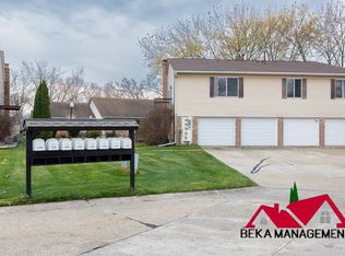 31606 Breezeway, Chesterfield, MI 48047