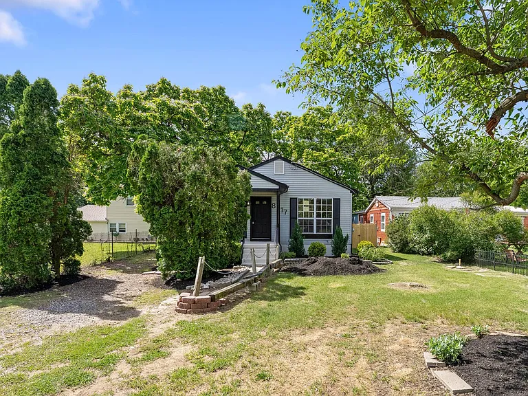 8117 Stow Rd — Photo 13