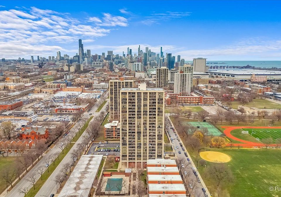 1st image of 3001 S Michigan Ave Unit 1006