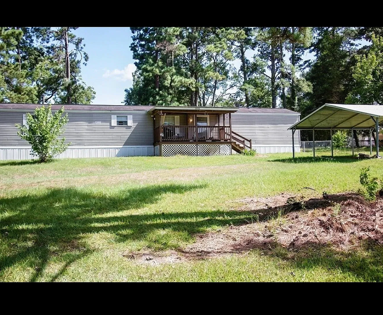 3 bed, 1280 sqft, $800 — Photo 1