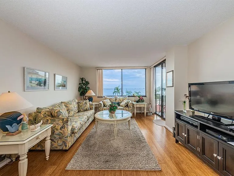 6218 Palma Del Mar Blvd S #401 — Photo 8
