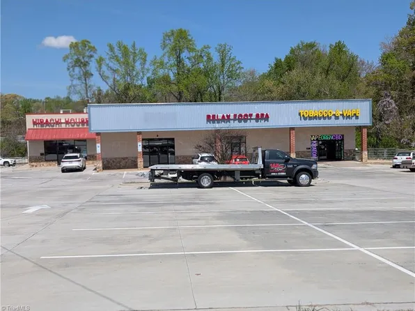 1609 S Church St, Burlington, NC 27215