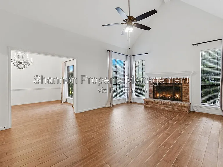5626 Spring Lodge Dr — Photo 6