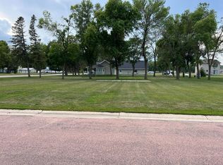 100 & 102 Kent St N, Lake Benton, MN 56149