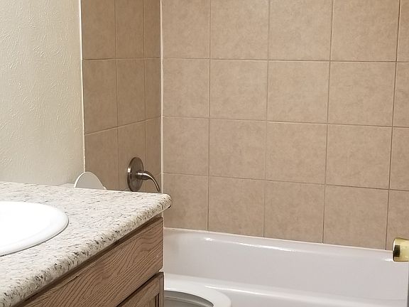 Ground Floor Full Bathroom