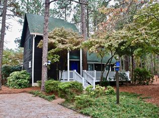 1595 Longleaf Dr E, Pinehurst, NC 28374