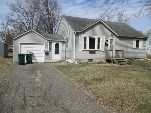 555 N Pearl St, River Falls, WI 54022