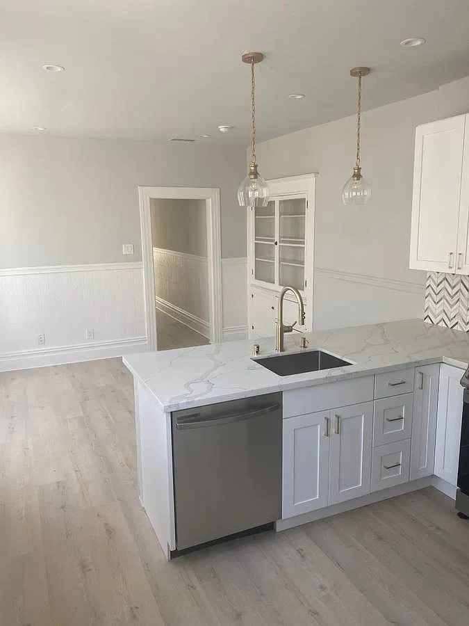 3 bed, $7,895 — Photo 2