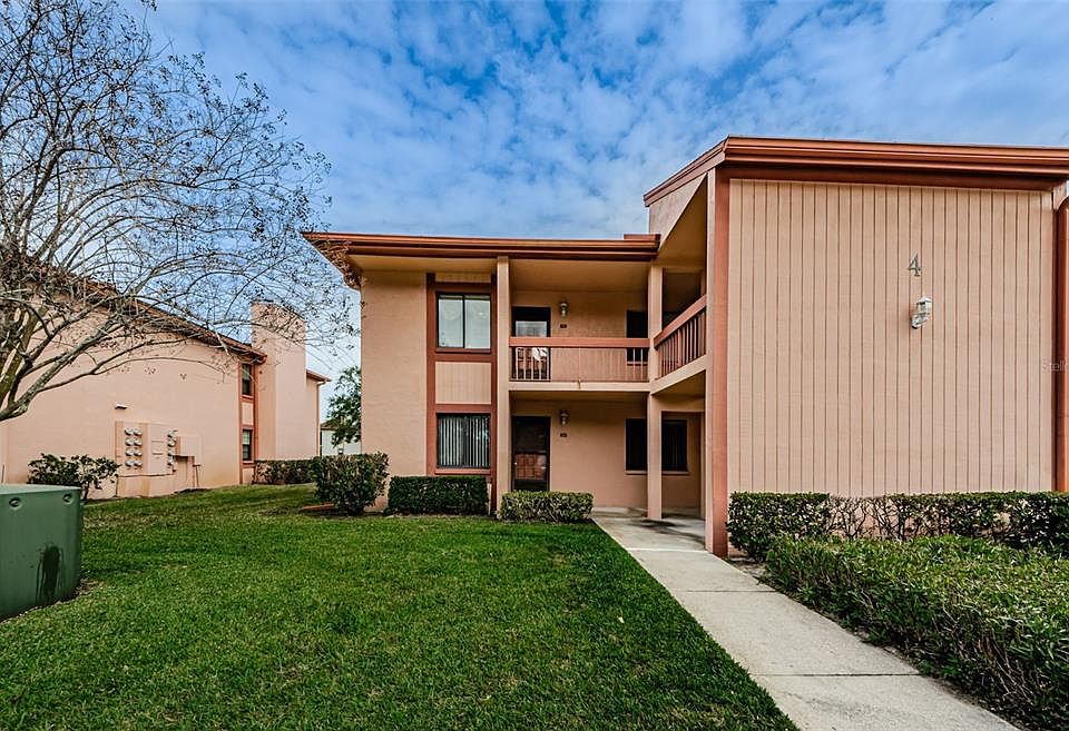 1st image of 149 Lakeside Dr #149