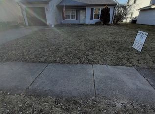 113 N Commonwealth Dr, Bolingbrook, IL 60440