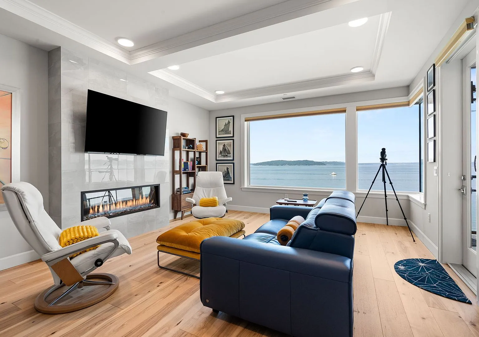 Stunning 7th-Floor Point Ruston Condo with Panoramic Views! — Photo 1