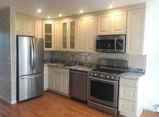 60-57 Flushing Ave #3, Maspeth, NY 11378