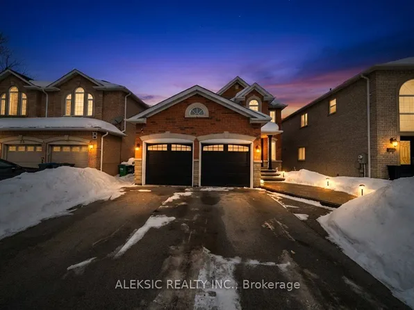 33 Hillpath Cres, Brampton, ON L6Z 4T7