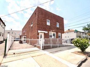 288 2nd Ave W #1A, Newark, NJ 07107