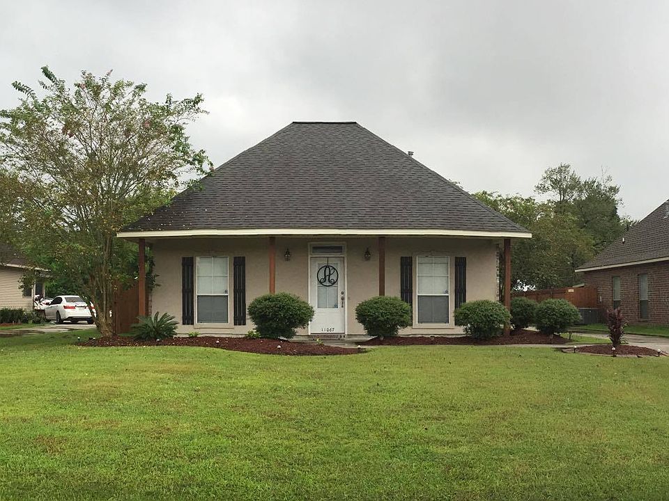 1st image of 11067 Garrett Dr