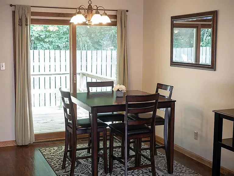 1619 S Troy Ct — Photo 5