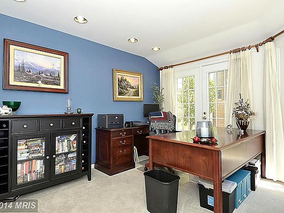 5th image of 5719 Mayfair Manor Dr #104