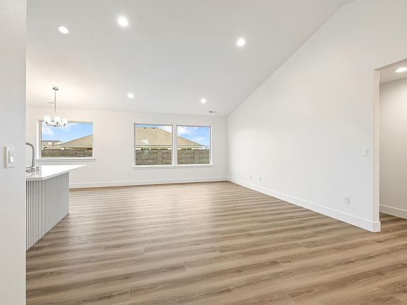 4th image of 10714 Danube Dr