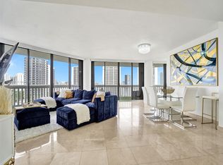 2000 Island Blvd APT 1701, Aventura, FL 33160