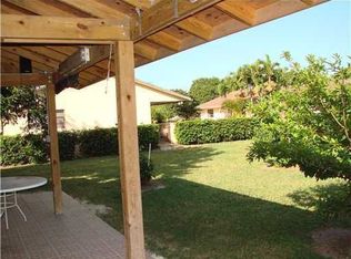 17280 SW 208th St, Miami, FL 33187