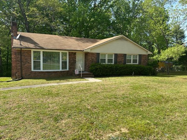 116 Carson St, Brookneal, VA 24528