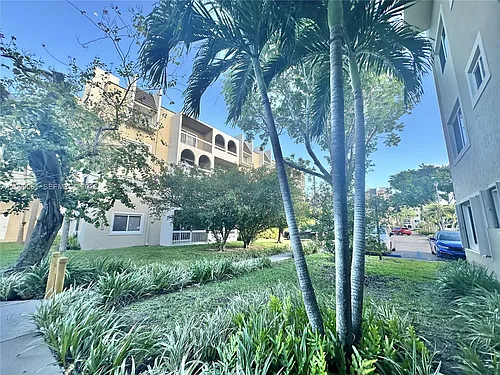 7860 Camino Real #L-410 Photo 1