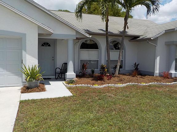 3rd image of 949 SE Damask Ave