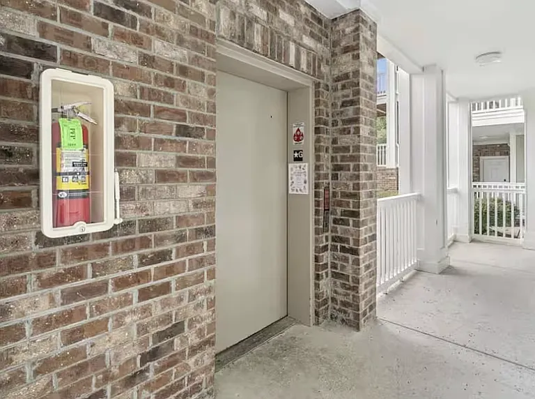 4829 Luster Leaf Cir #305 — Photo 4