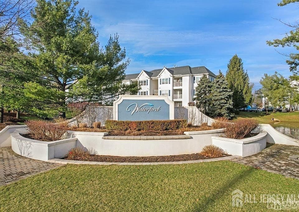 1st image of 1616 Waterford Dr