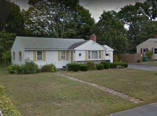 142 Fairfax Dr, Warwick, RI 02888