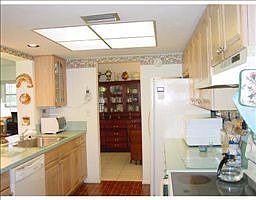 5th image of 4806 NW 44th Ave