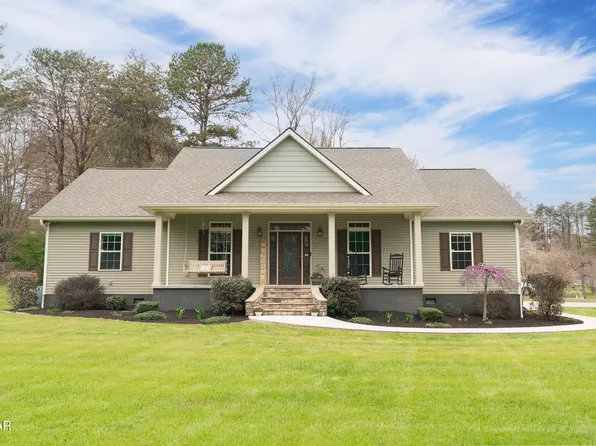 1105 Whirlaway Ln, Seymour, TN 37865