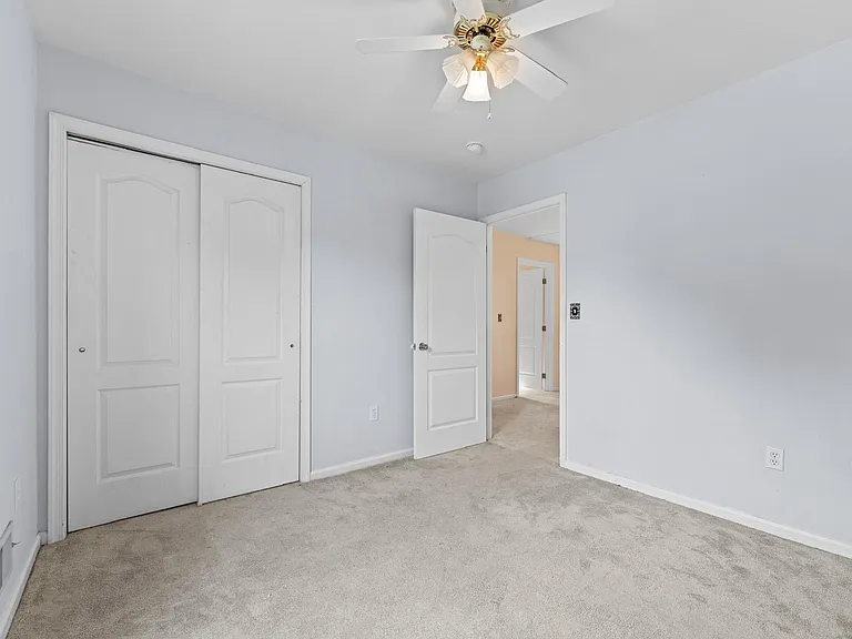 1 Gaelic Ct — Photo 31