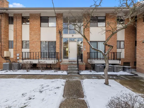 500 Ford St APT D2, Plymouth, MI 48170