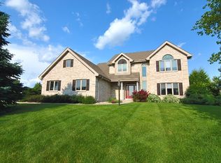 1505 Red Tail Dr, Verona, WI 53593