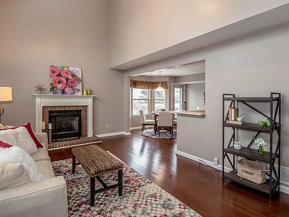 2nd image of 7271 Candlestone Dr