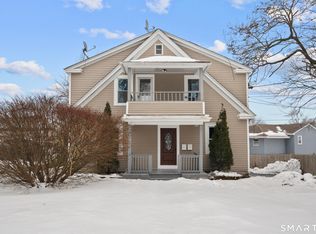 38 Beverly Ave, Waterbury, CT 06704