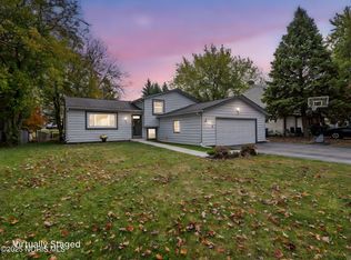 251 Mallard Rd, Perrysburg, OH 43551