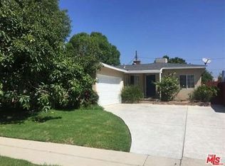 18761 Cohasset St, Reseda, CA 91335