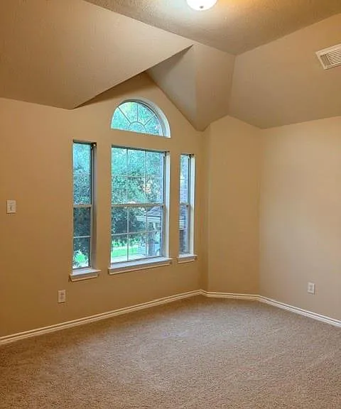 8531 Powell Ridge Dr — Photo 17