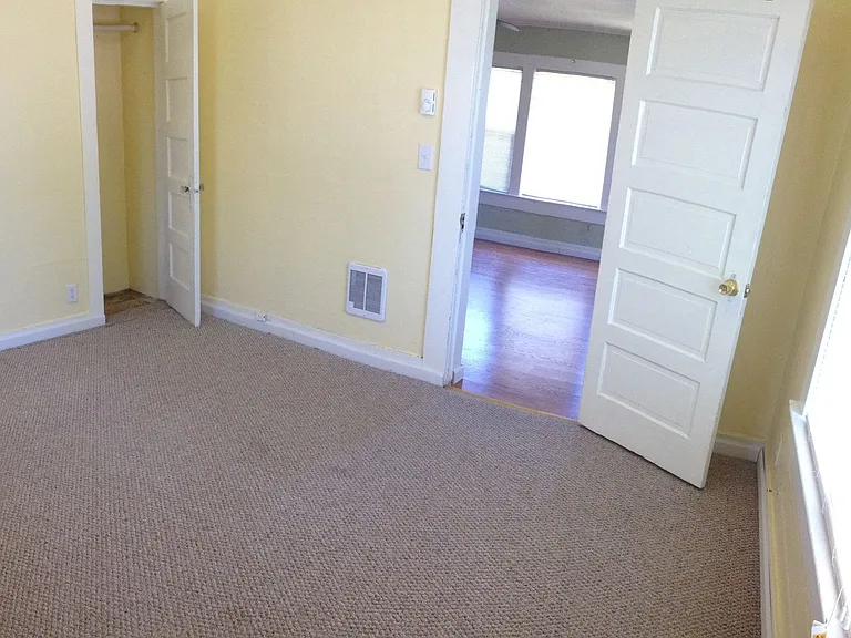 3004 Meridian St — Photo 8